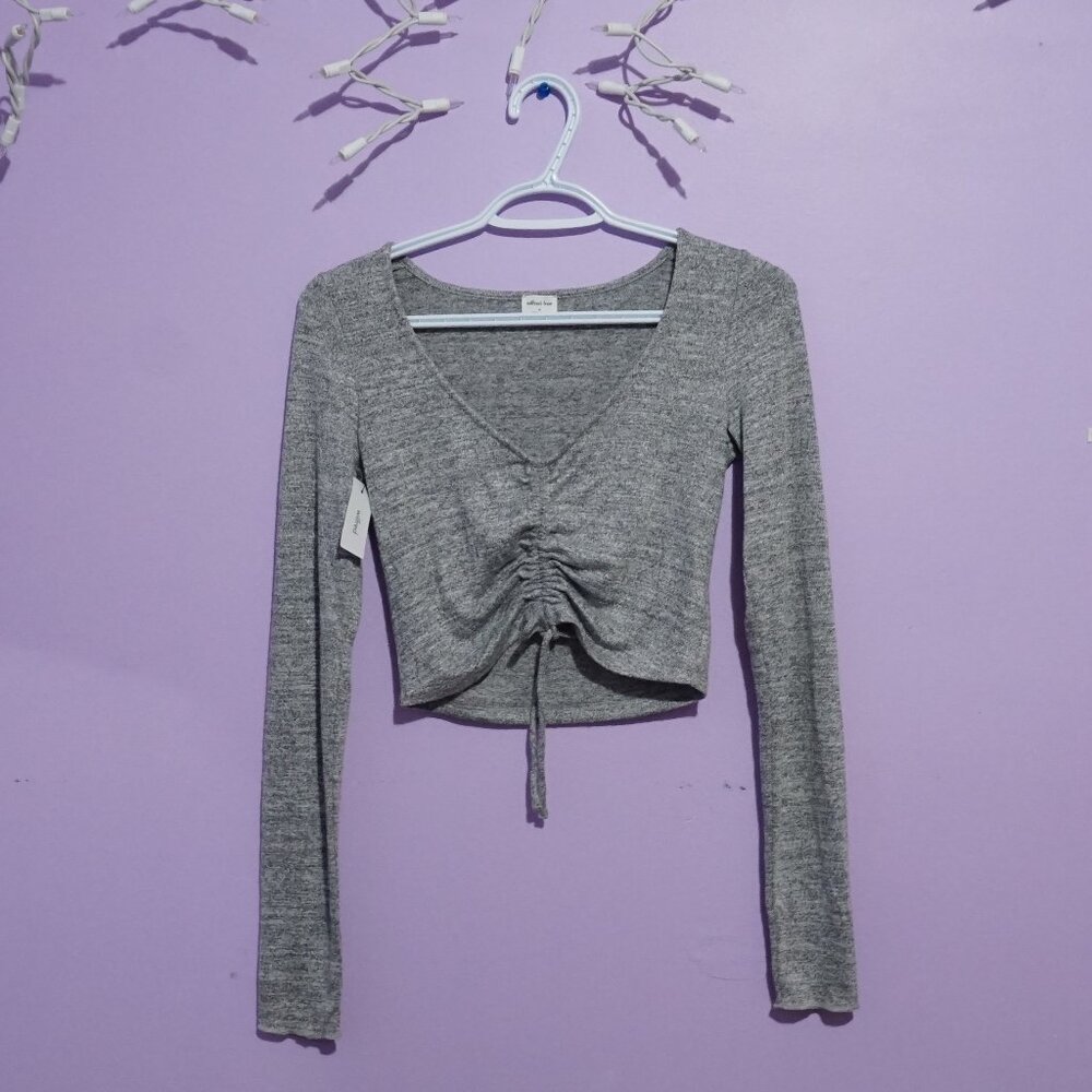 grey long sleeve top / wilfred free